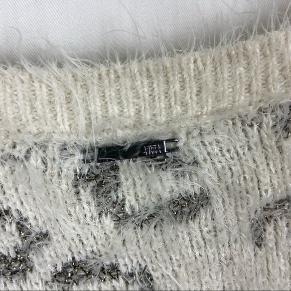 White Snow Leopard Metallic Sweater Medium - Picture 5 of 7